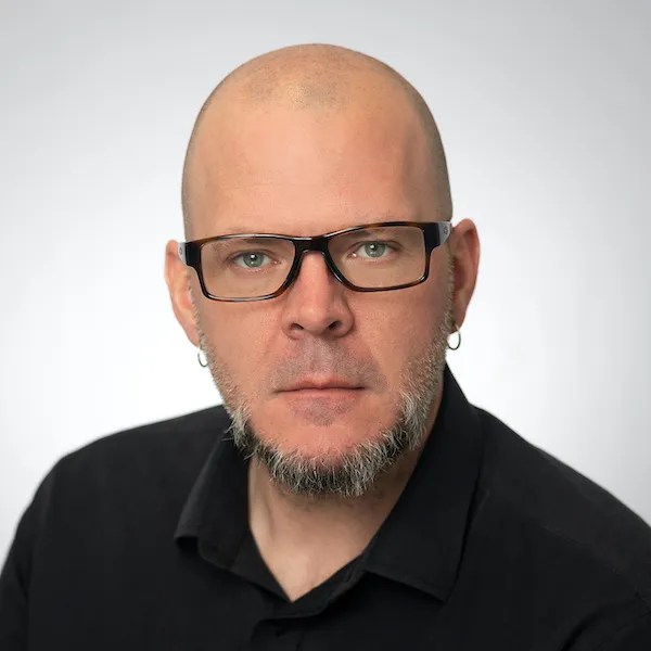 Headshot of Jonathan Rivers, from Fortune Magazine